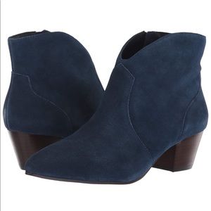 TAHARI Navy Suede Booties
